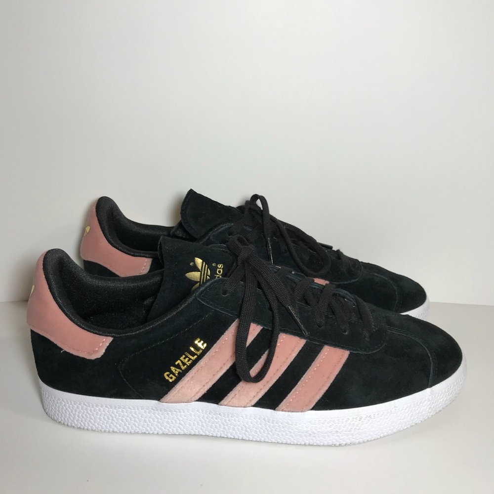 🛑🛑SOLD🛑🛑 Adidas Gazelle